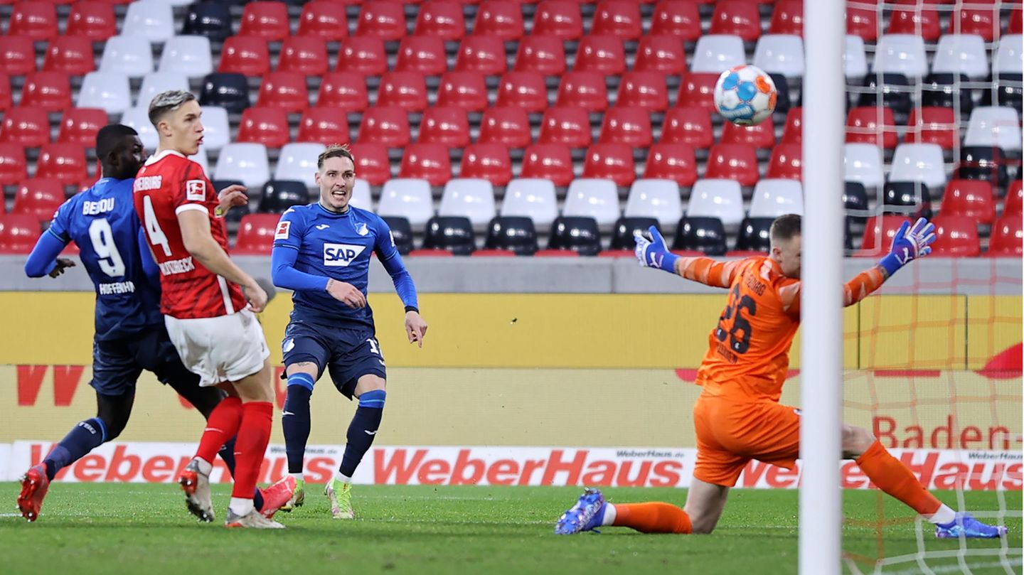 SC Freiburg - TSG Hoffenheim SC Freiburg - TSG Hoffenheim