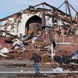 Die zahlreichen Tornados haben in Kentucky über 200 Meilen (320 Kilometer) hinweg eine Schneise der Verwüstung hinterlassen