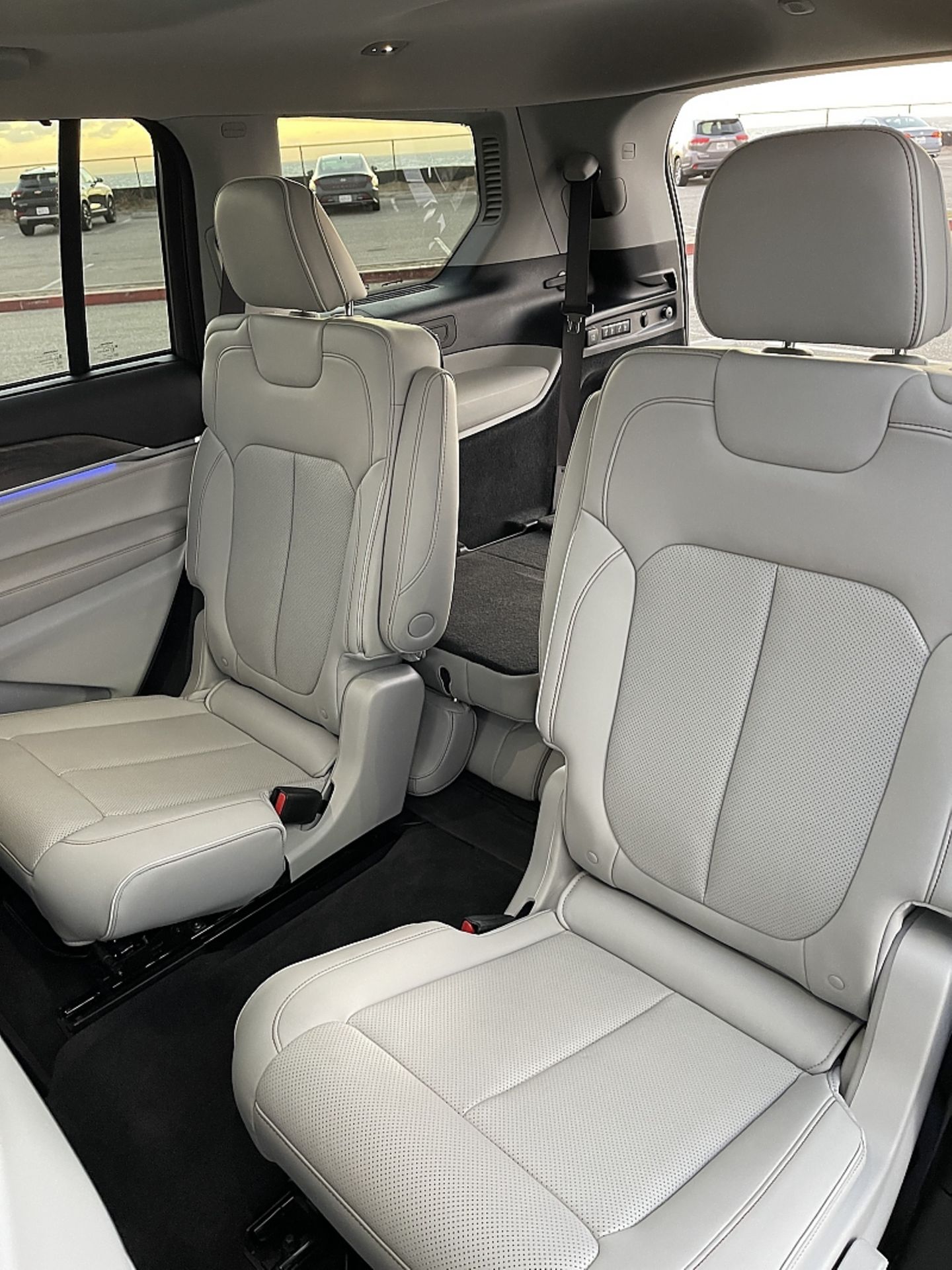 Jeep Grand Cherokee L 5.7 V8 Overland