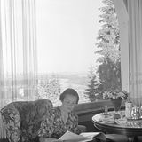 Die Gäste konnten Kaffee trinken, Kuchen essen und Zeitung lesen.