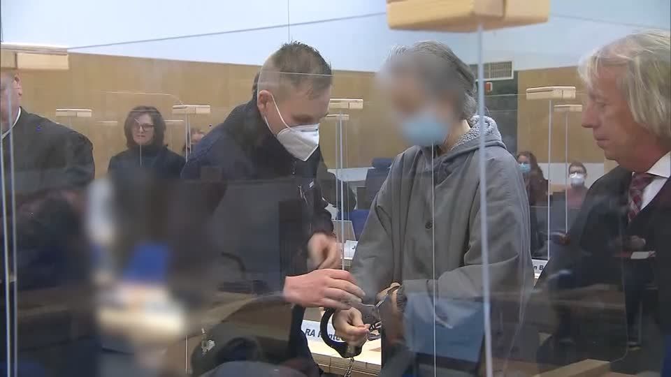 Video: Haftstrafen im "Cyberbunker-Verfahren" Video: Haftstrafen im "Cyberbunker-Verfahren"