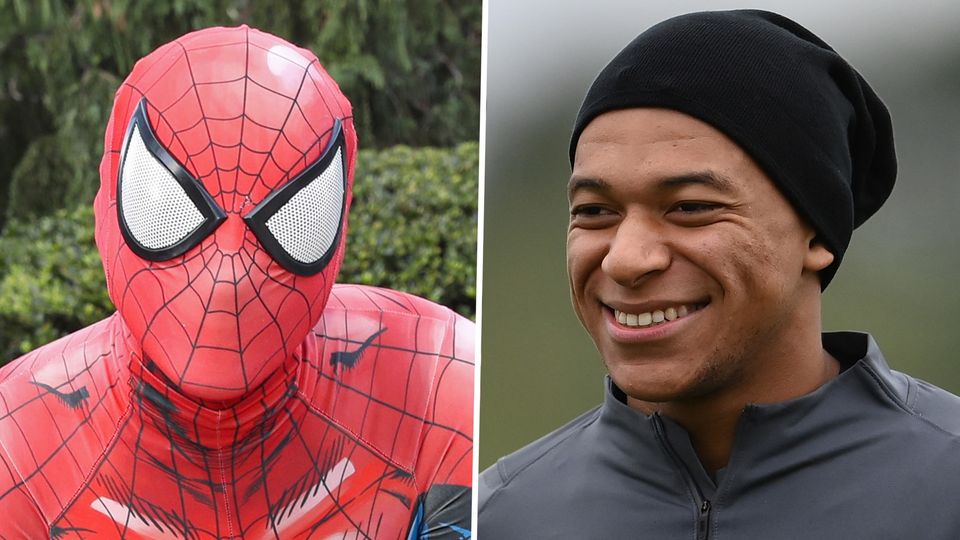 Spider-Man Kylian Mbappe PSG 2021-22