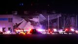 Bilder aus der Nacht zeigen das große Aufgebot an Einsatzkräften.