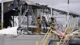 Feuerwehrleute konnten gegen den Tornado nichts ausrichten.