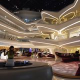 DJ in der Lobby des Me Hotels