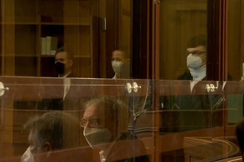 Video: Berliner Gericht verurteilt Russen im "Tiergartenmord" zu lebenslanger Haft