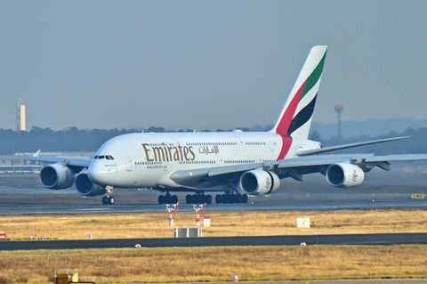 Airbus A380: Der letzte hergestellte Superjumbo wurde von der Crew emotional verabschiedet
