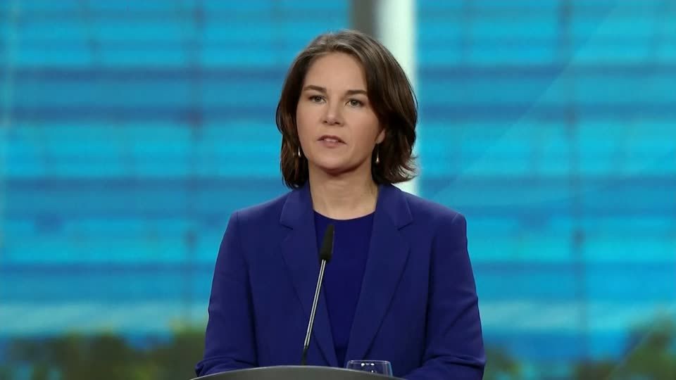 Video: Baerbock - "Verbrechen im Auftrag von staatlichen Stellen der Russischen Föderation" Video: Baerbock - "Verbrechen im Auftrag von staatlichen Stellen der Russischen Föderation"