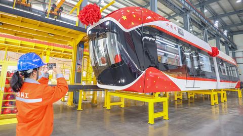 Neue Magnetschwebbahn für den Nahverkehr aus China.