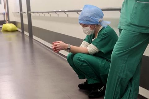 Video: Frankreichs Krankenhäuser sind am Limit