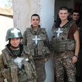 Die jüngsten Soldaten sind noch Teenager.