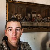 Ghessen fragt, was macht der Krieg mit den Menschen.