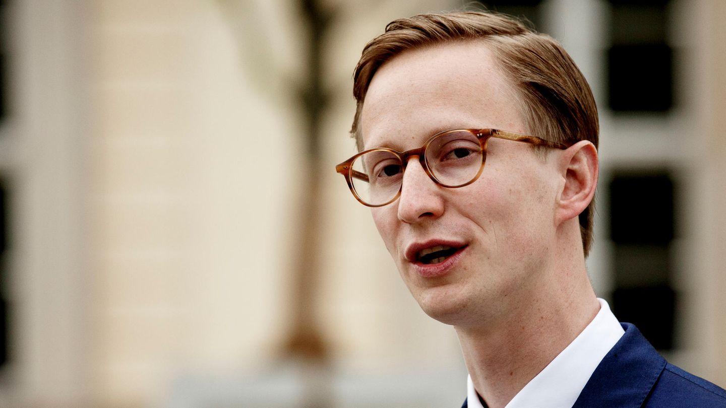 Marc Fielmann ist Vorstandsvorsitzender der gleichnamigen Optikerkette