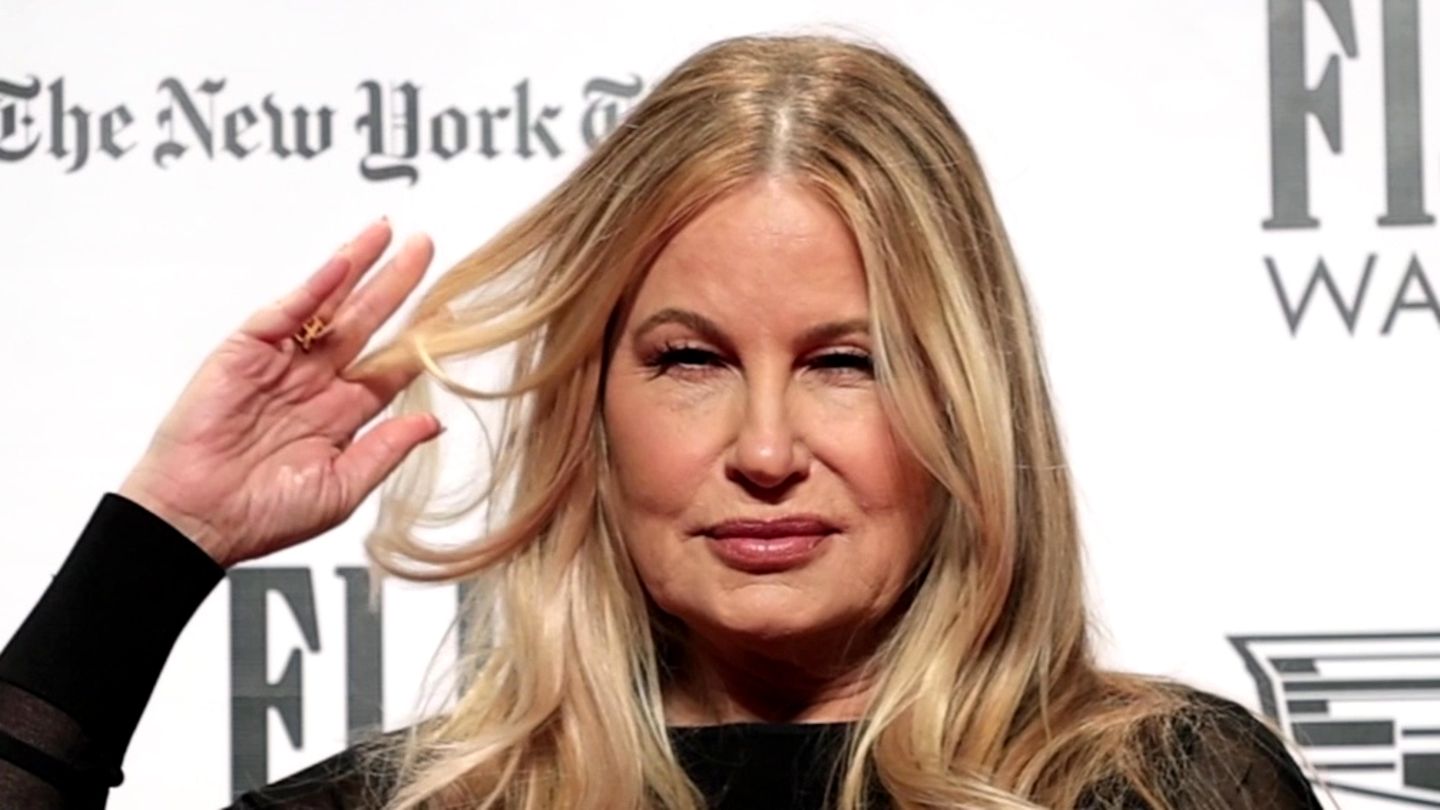 Stifler's Mom in "American Pie": What is Jennifer Coolidge doing today?