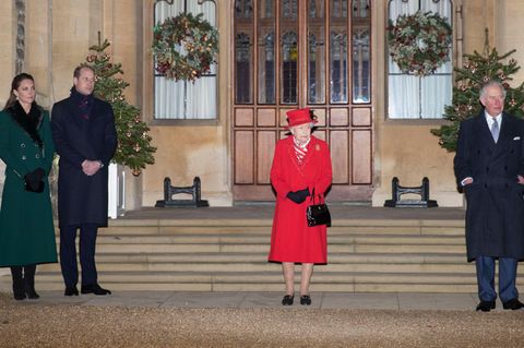Queen Elizabeth Herzogin Kate Prinz William