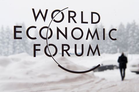 Logo des Weltwirtschaftsforums (WEF) in Davos