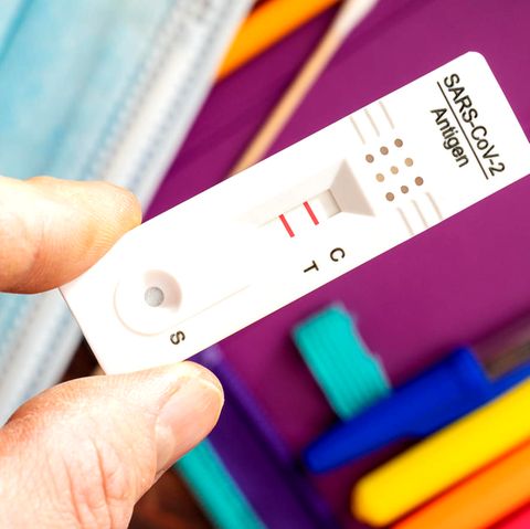 Omikron: Bild eines positiven Corona-Schnelltests