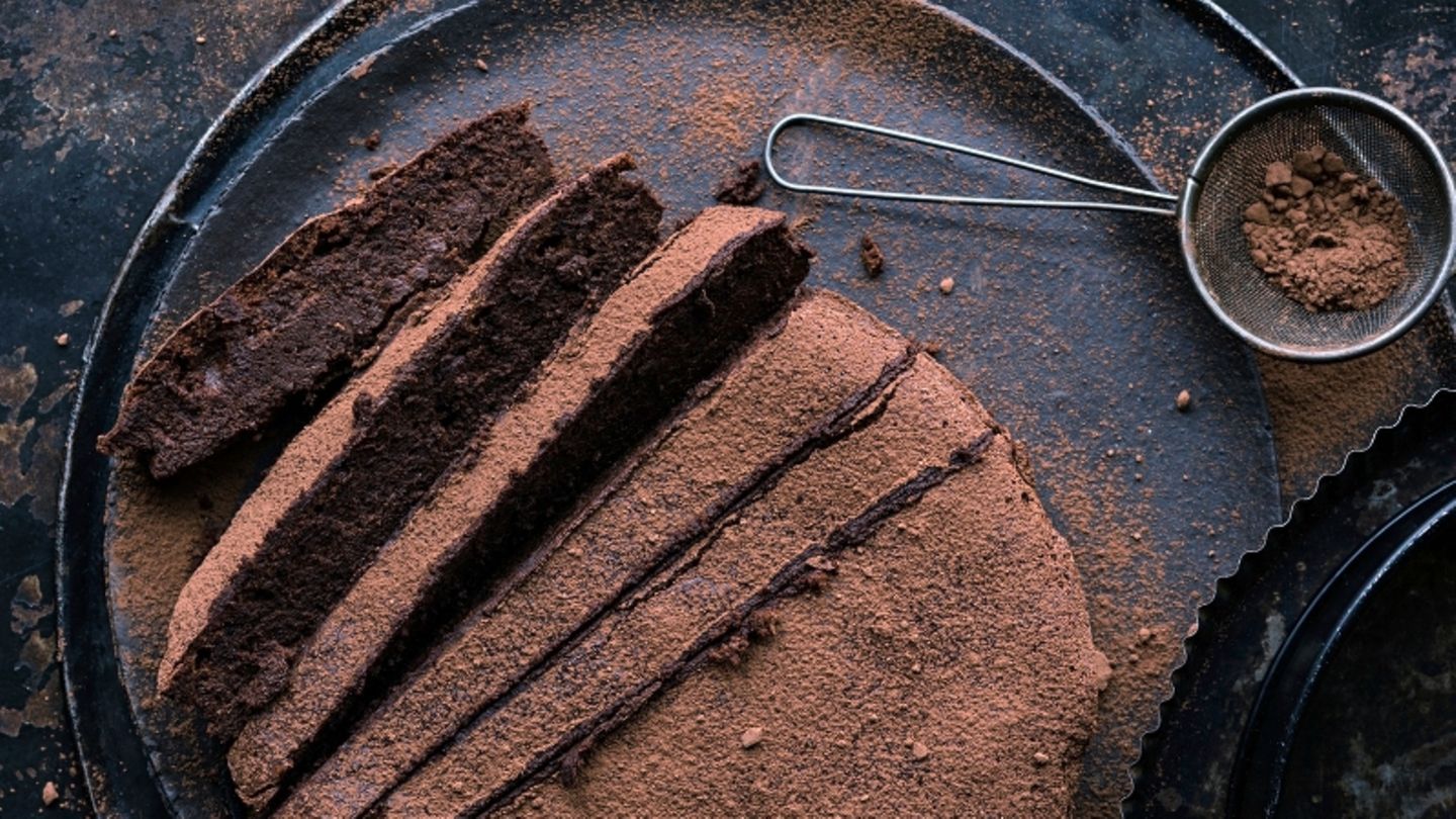 Mousse-au-Chocolat in Kuchenform