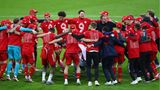 Münchens Spieler feiern die Deutsche Meisterschaft