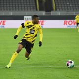 November 2020: Youssoufa Moukoko wird im A-Jugend-Duell zwischen Borussia Dortmund und dem FC Schalke 04 massiv beschimpft und rassistisch beleidigt. Schalke bekommt eine Geldstrafe und muss die Anzahl der Ordner für Junioren-Spiele gegen Dortmund erhöhen.