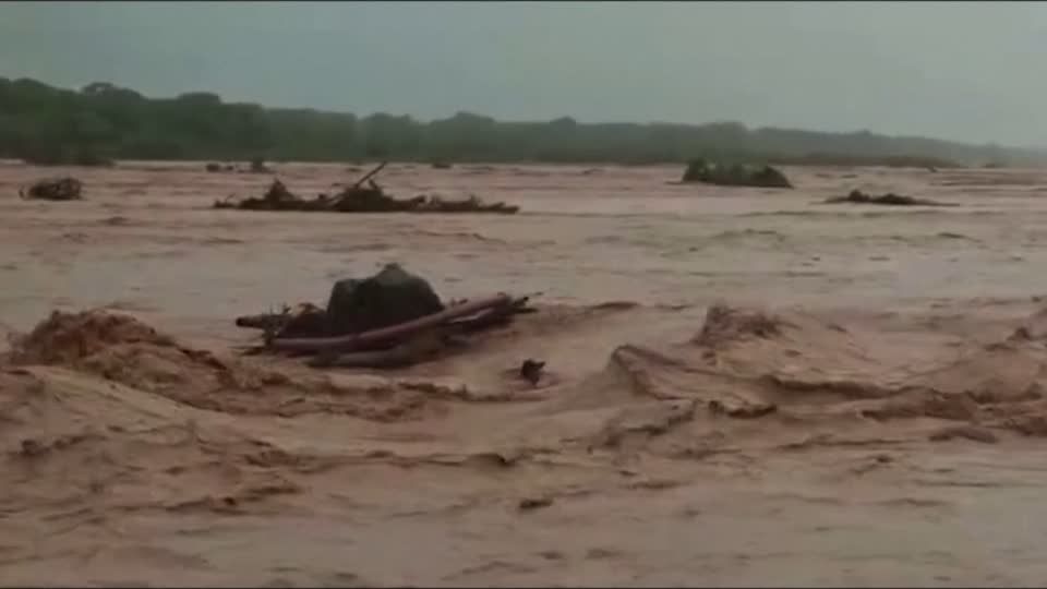 Video: Bolivien: Dramatische Szenen nach Überflutungen Video: Bolivien: Dramatische Szenen nach Überflutungen