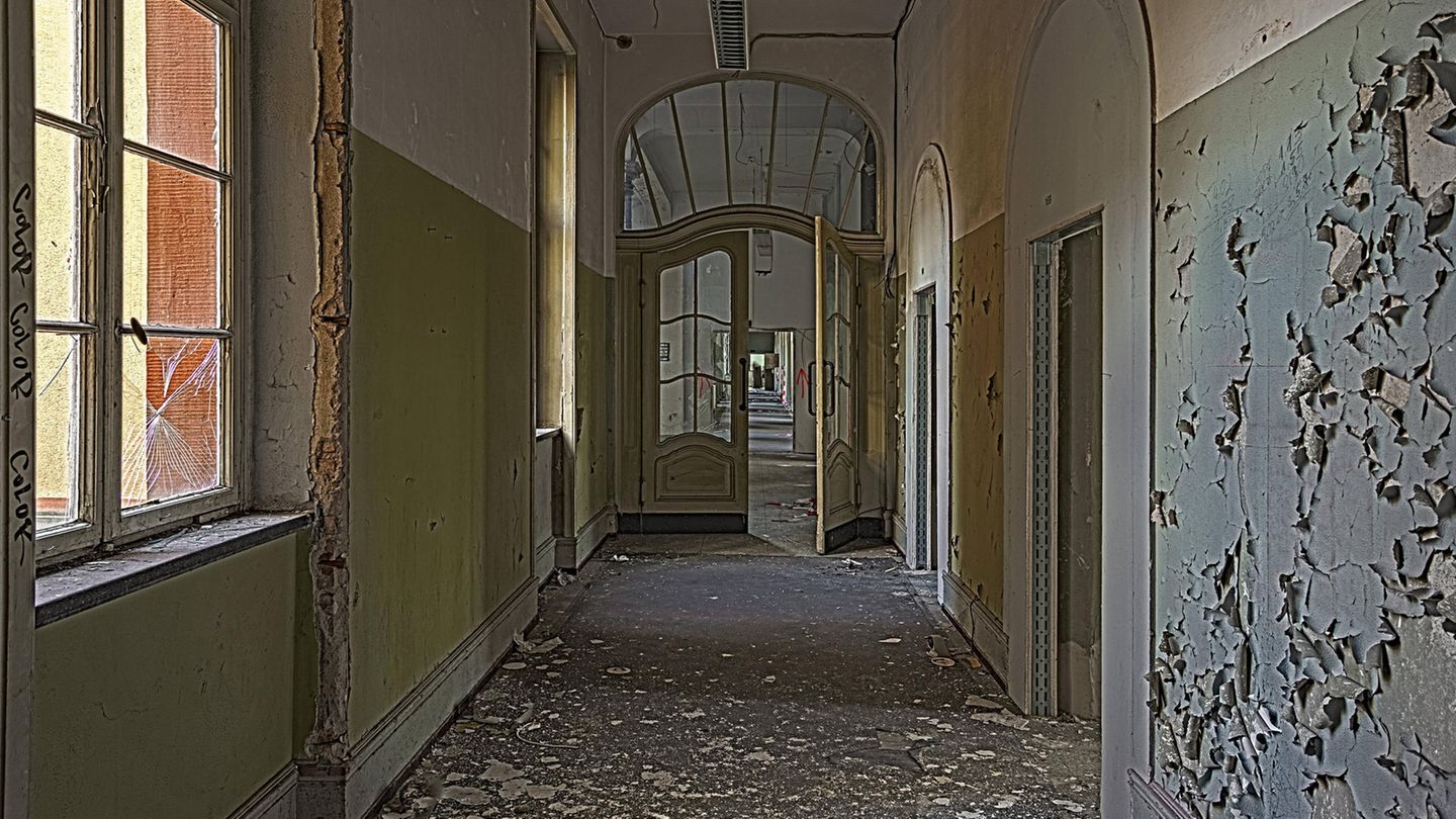 Lost Places Altes Polizeipräsidium zerfällt in der Frankfurter Innenstadt STERN.de