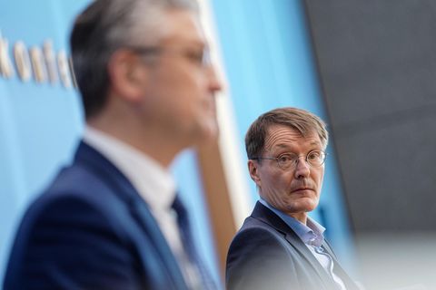 Bundesgesundheitsminister Karl Lauterbach und RKI-Präsident Lothar Wieler