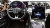 Das Cockpit des neuen Mercedes GLC wird weitgehend dem der C-Klasse entsprechen