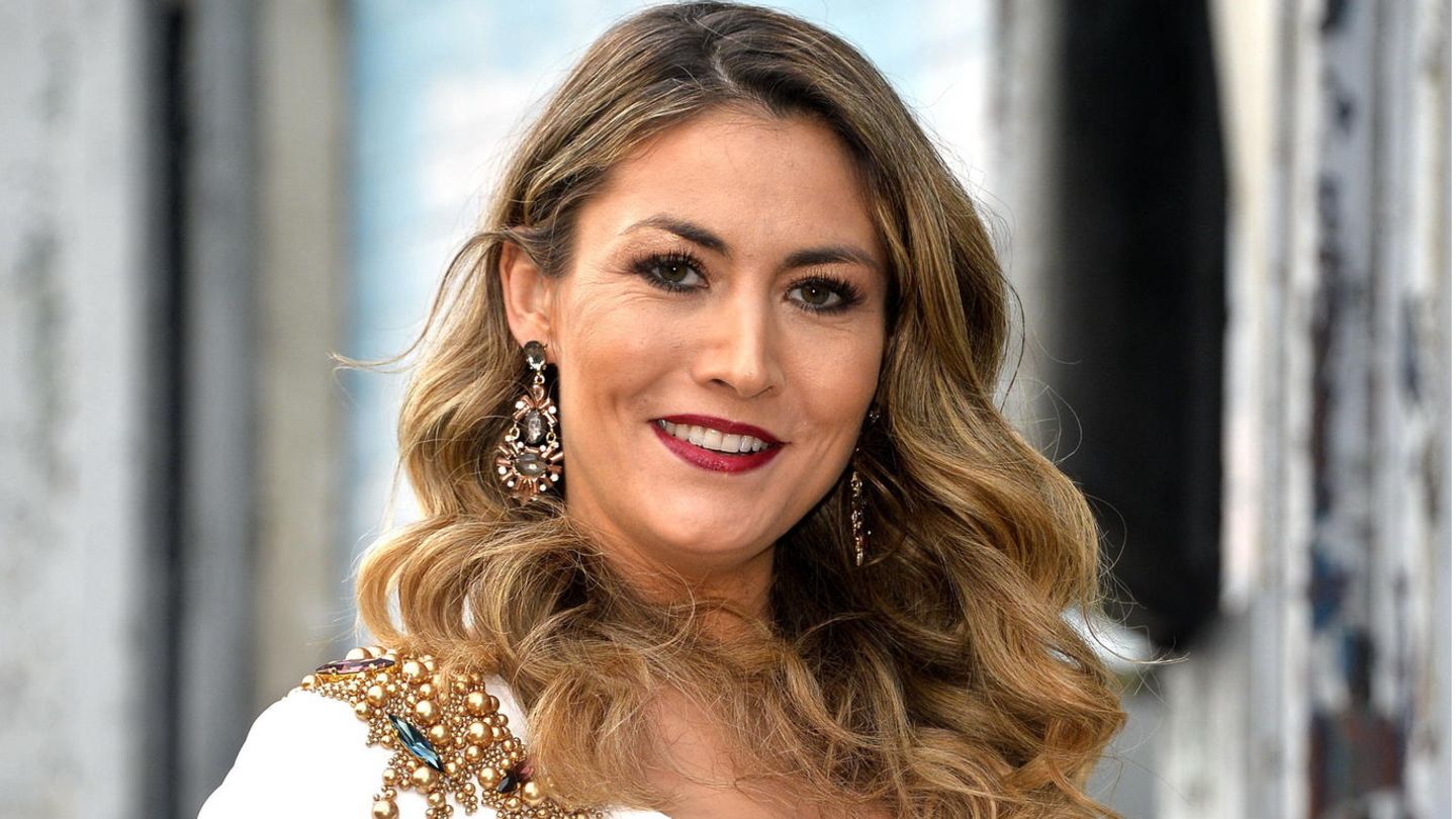 Fiona Erdmann is pregnant again after a miscarriage