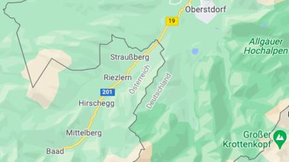 Eine Landkarte des Kleinwalsertals, das mit dem Auto nur von Deutschland, aber nicht von Österreich aus zu erreichen ist Eine Landkarte des Kleinwalsertals, das mit dem Auto nur von Deutschland, aber nicht von Österreich aus zu erreichen ist