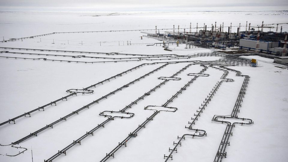 Pipelines führen zum Bovanenkovo Gasfeld auf der Jamal-Halbinsel