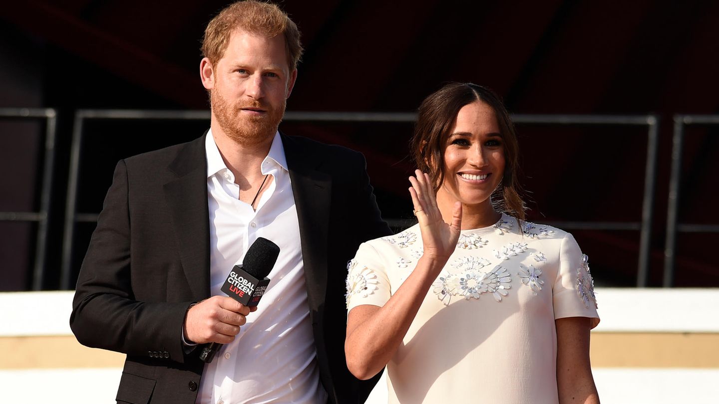 Meghan and Harry: first photo of daughter Lilibet Diana