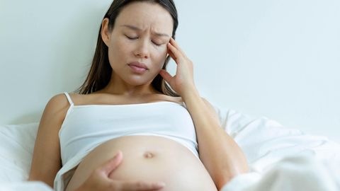 Die Diagnose: Eine schwangere Frau kann schlechter riechen. Die Ursache ist gefährlich