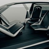 Gestühl wie aus einem Science-Fiction der 1970er.