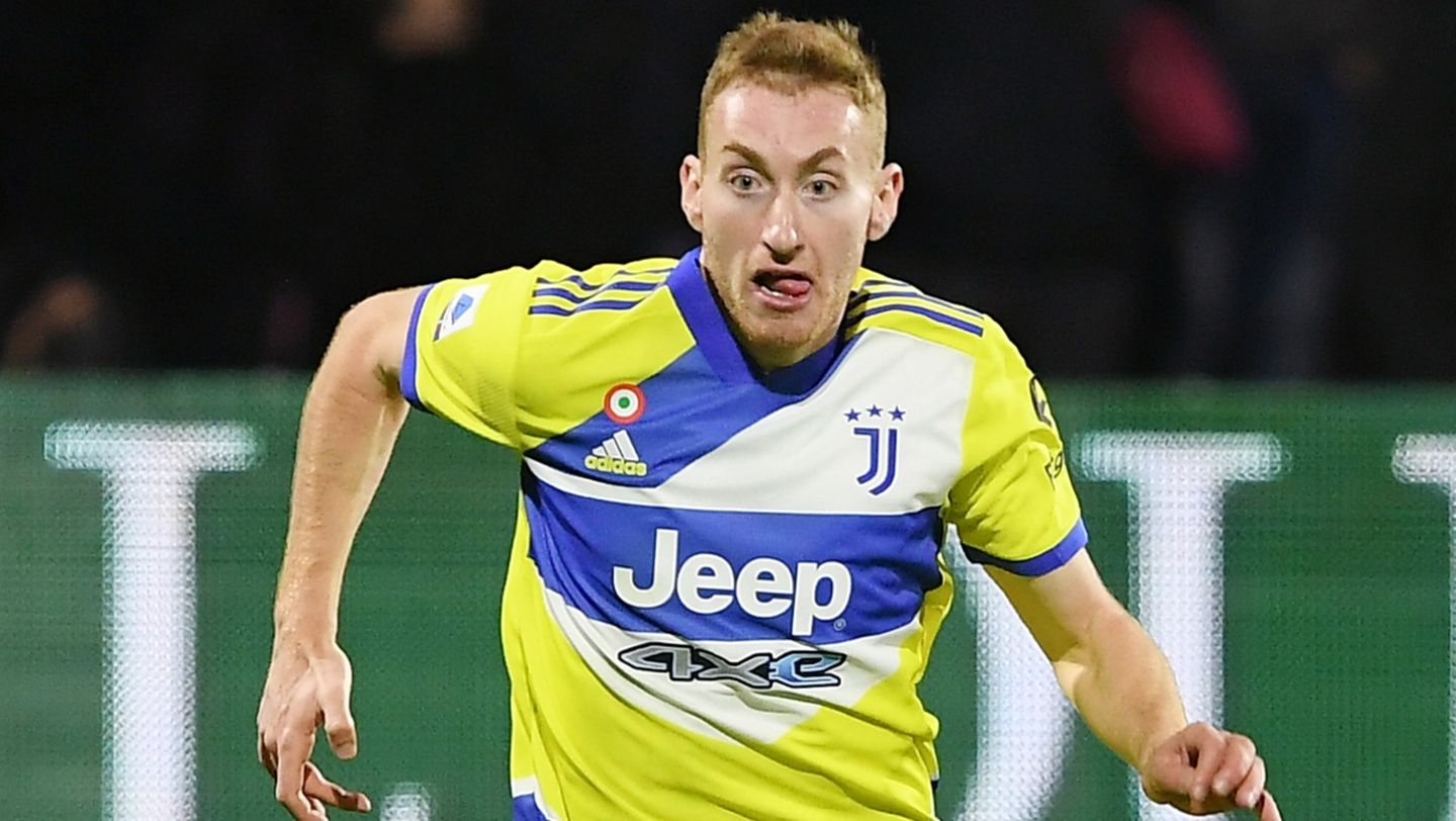 Report: FC Bayern deal with Dejan Kulusevski from Juventus