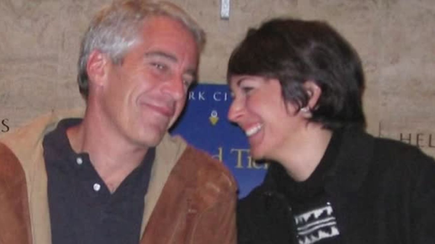 Ghislaine Maxwell: US court finds Epstein confidante guilty