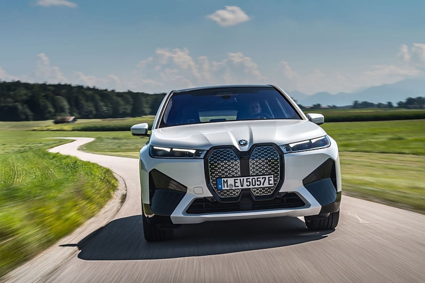 BMW iX xDrive50