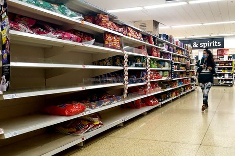 Leere Supermarktregale in UK