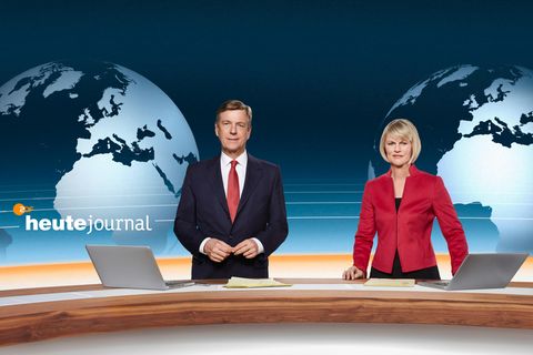 Claus Kleber und Gundula Gause im "heute journal"-Studio