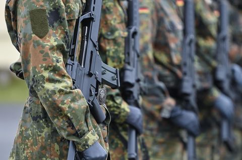 Bundeswehrsoldaten beim Appell