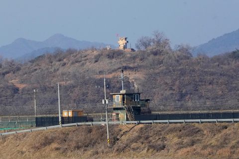 Militärische Wachposten an der Grenze zwischen Süd- und Nordkorea
