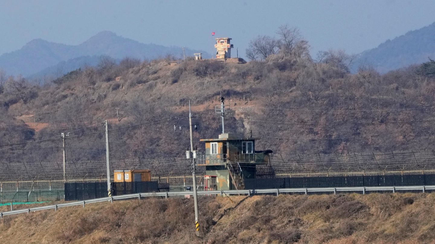 Militärische Wachposten an der Grenze zwischen Süd- und Nordkorea