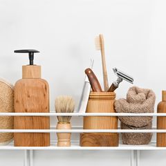 Nachhaltigkeit im Badezimmer muss nicht kompliziert sein: Starthilfe geben diese zwölf Tipps