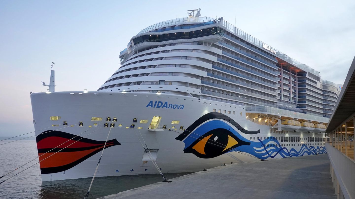 Seit Mittwoch, den 29. Dezember, liegt die "Aida Nova" von Aida Cruises im Hafen von Lissabon.