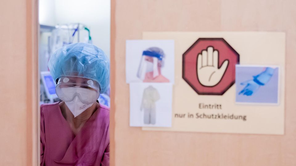 Müde Intensivpflegerin: Wir müssen aus der Pandemie lernen