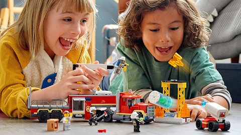 Lego Angebote: Die Lego City Mobile Feuerwehreinsatzzentrale