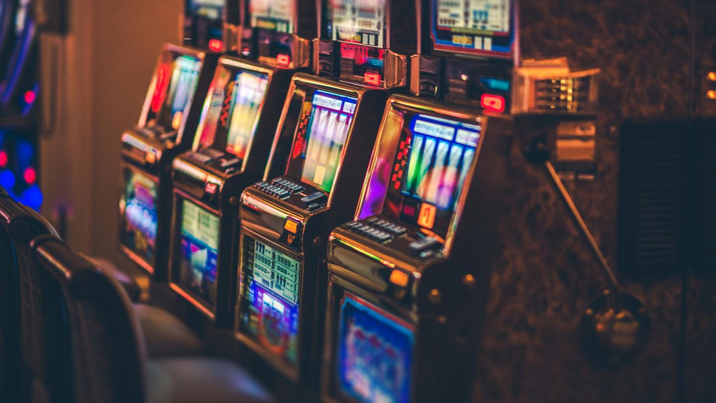 Bet 2 euros – win 2.6 million euros: French clear away in the casino
