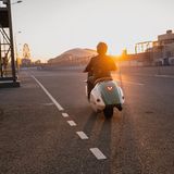 Das Kit soll die Agilität des BMW-Rollers nicht beeinträchtigen.