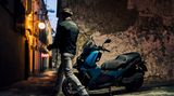 Ein BMW C 400 X vor der Verwandlung.