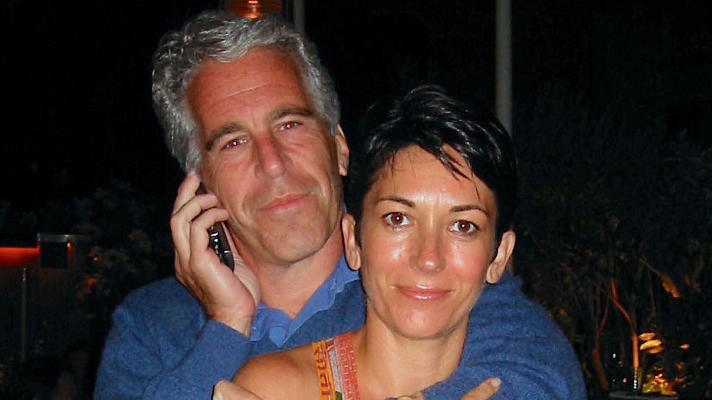 Ghislaine Maxwell a “predator” like Epstein, according to the jury